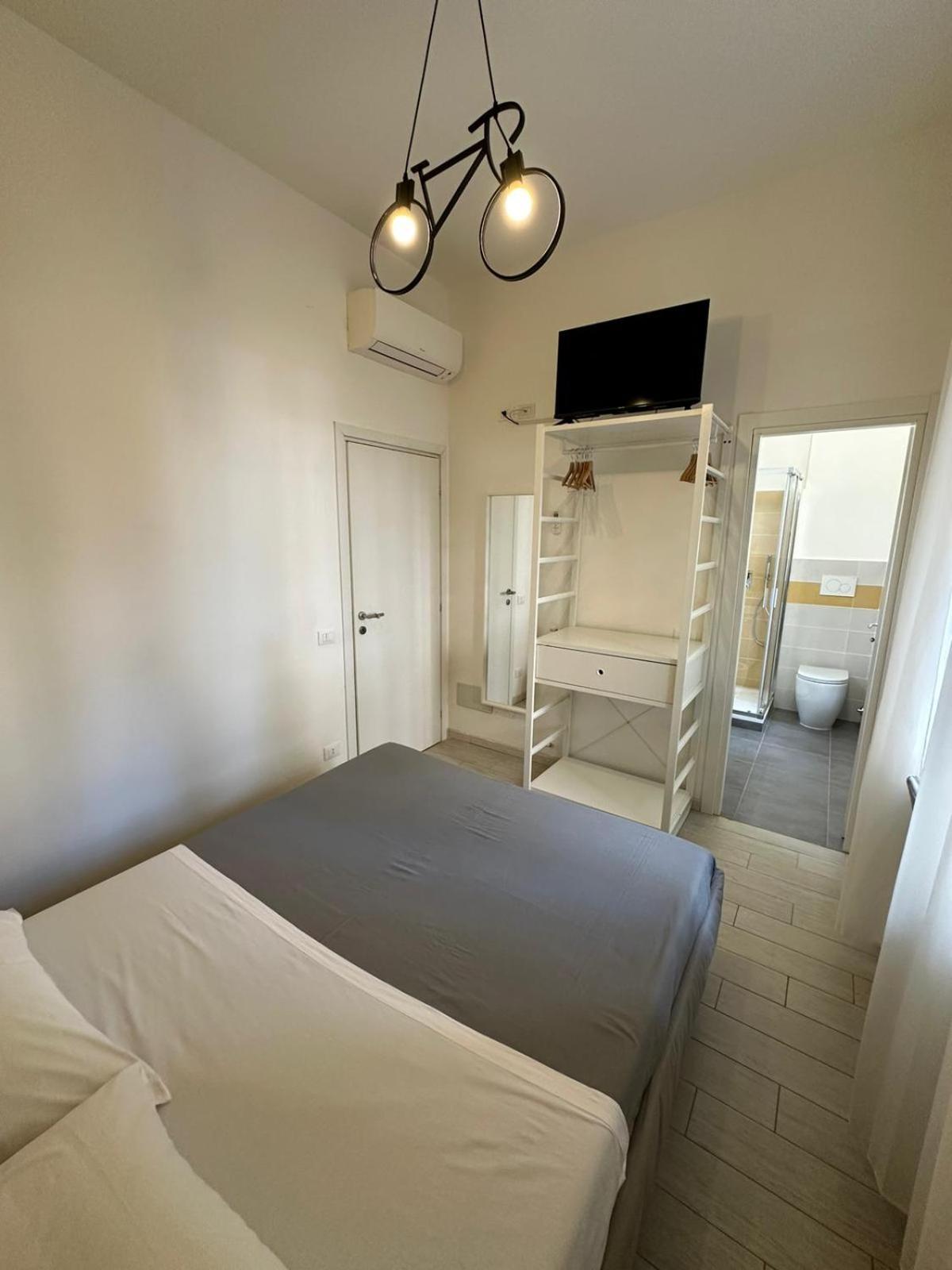Double Room with Private Bathroom,1617322641:JPEG