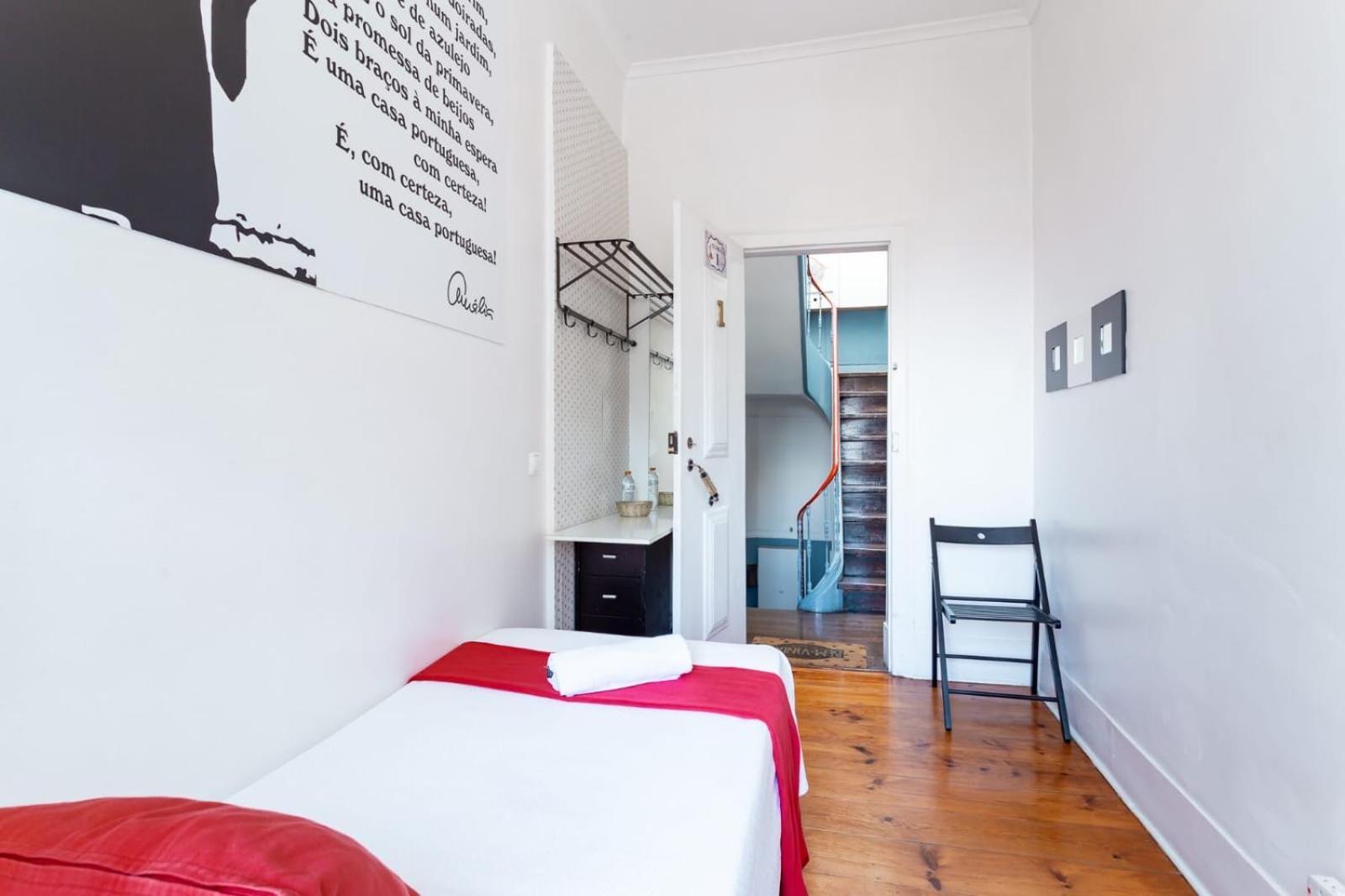 Camera Singola con Bagno in Comune
