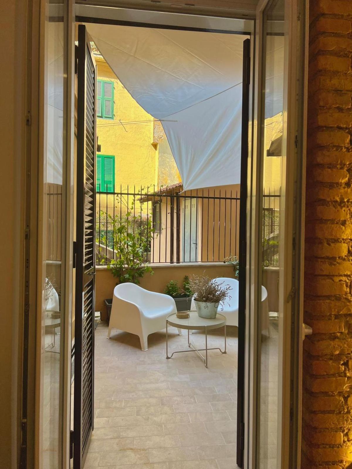 Camera Singola con Terrazza