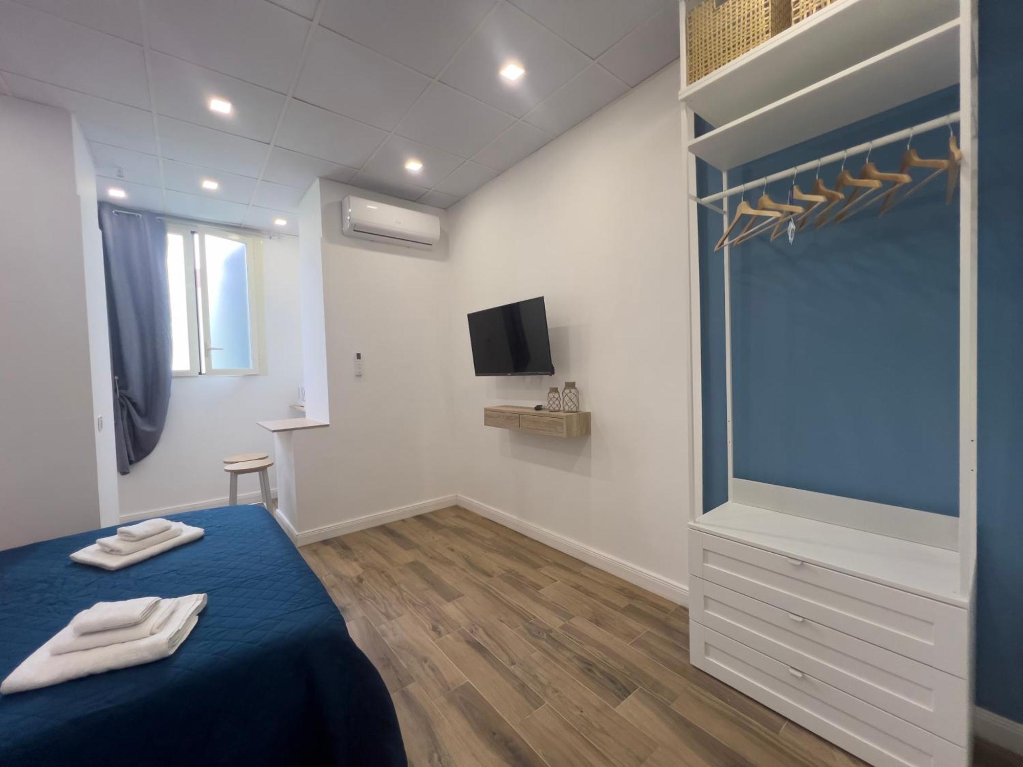 Double Room,1620810996:JPEG