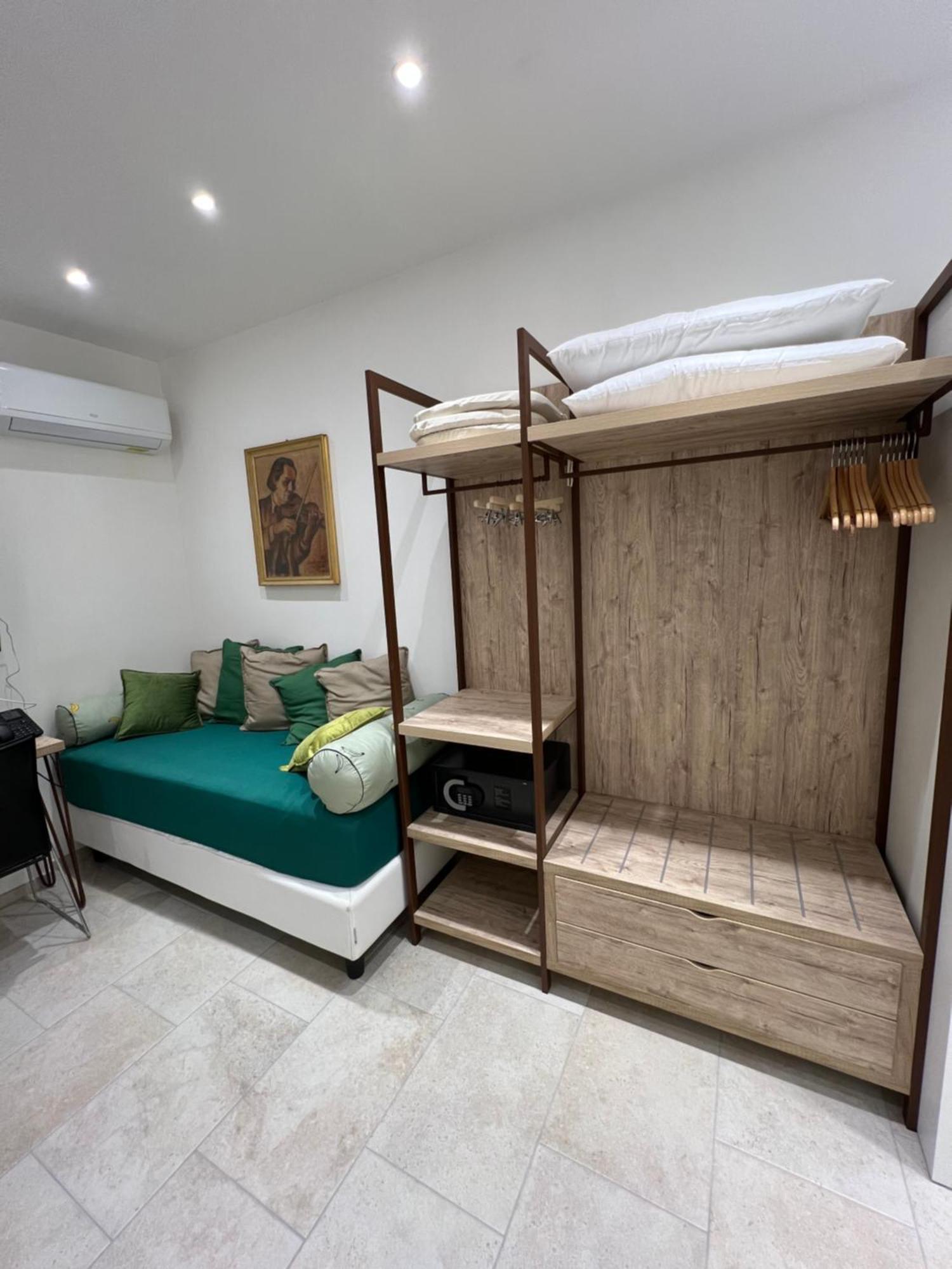 Deluxe Double or Twin Room Balcony
