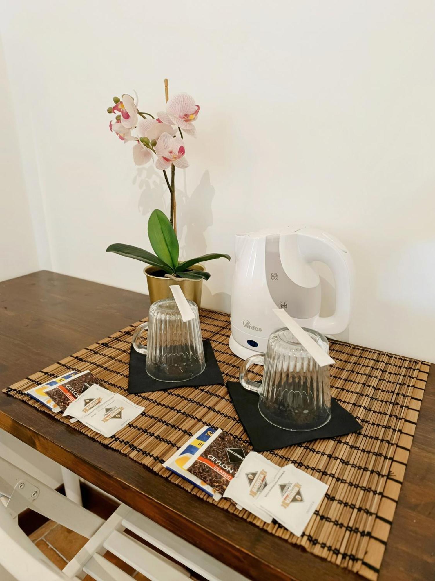 Suite,1626375884:JPEG