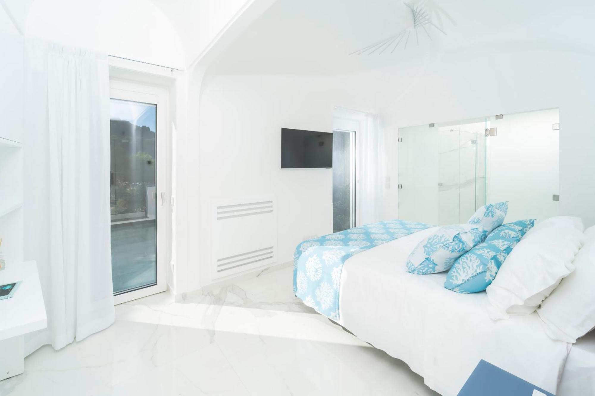Deluxe Double Room Balcony