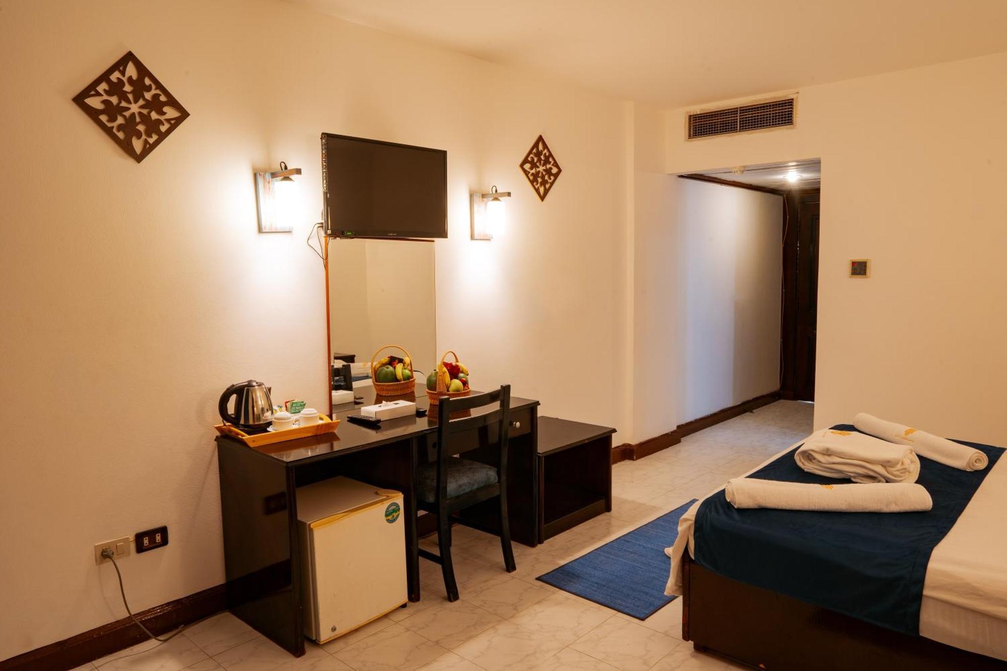 Double or Twin Room Pool View