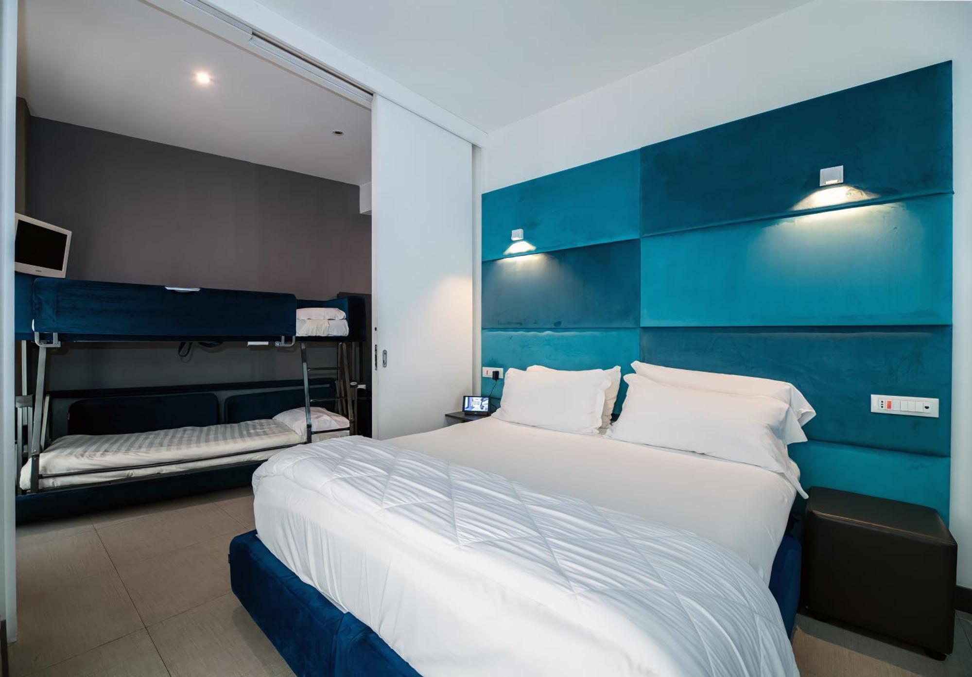 Standard Family Room,1628652194:JPEG