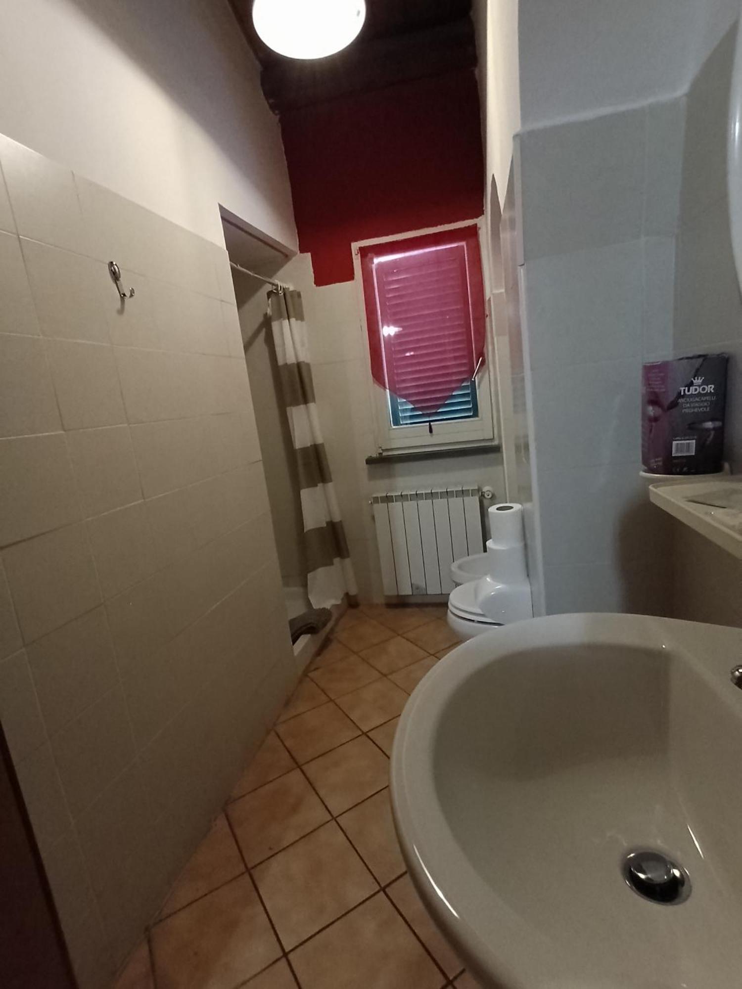 Standard Single Room with Shared Bathroom,1645725460:JPEG