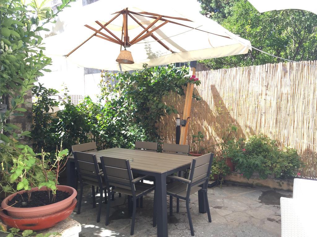 Double Room Patio PA2