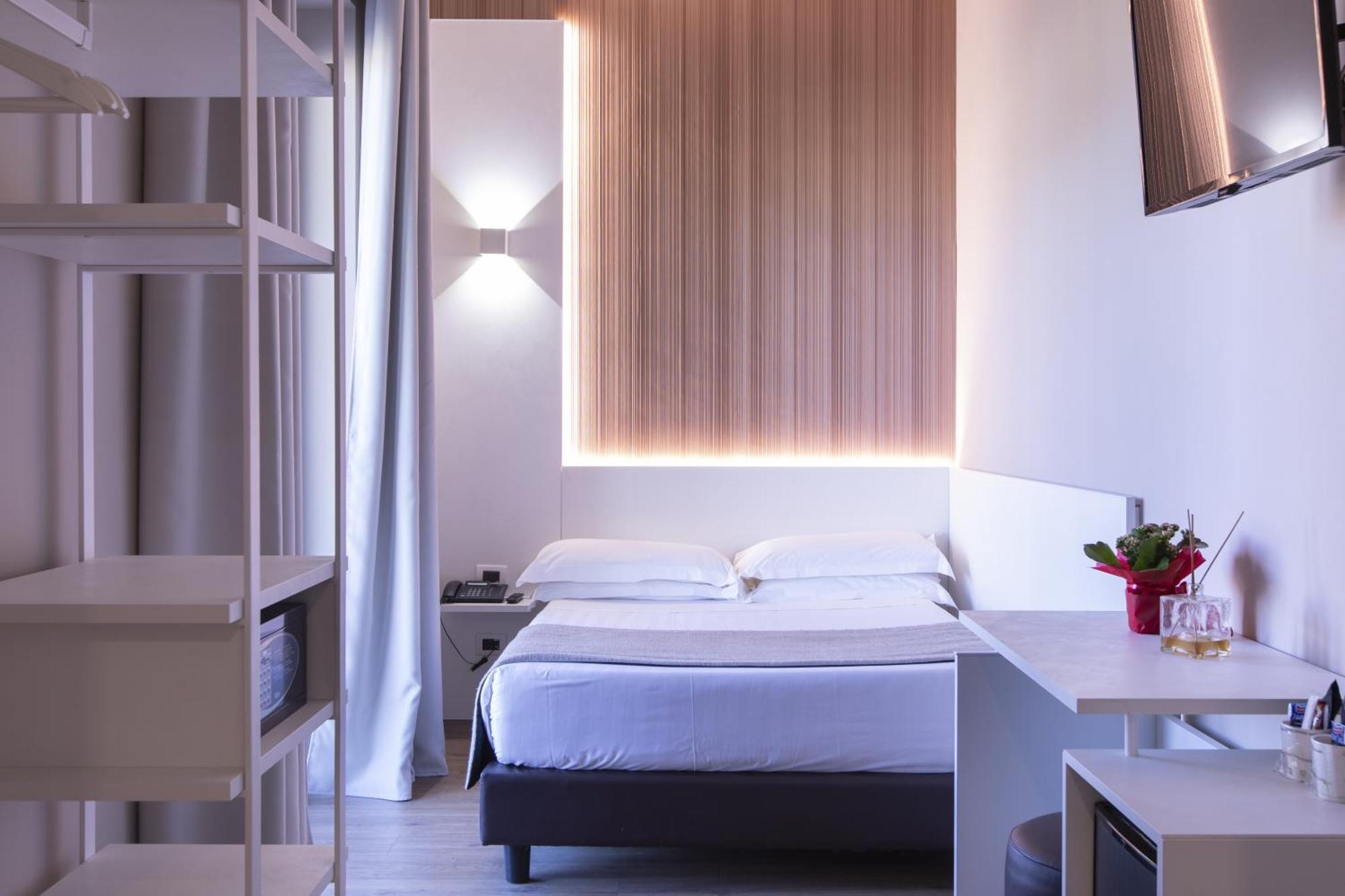 Premium Twin Room,1631547061:JPEG