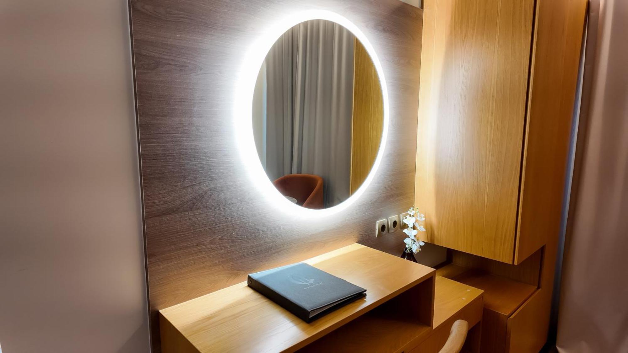 Junior Suite with Sea View,1742667879:JPEG
