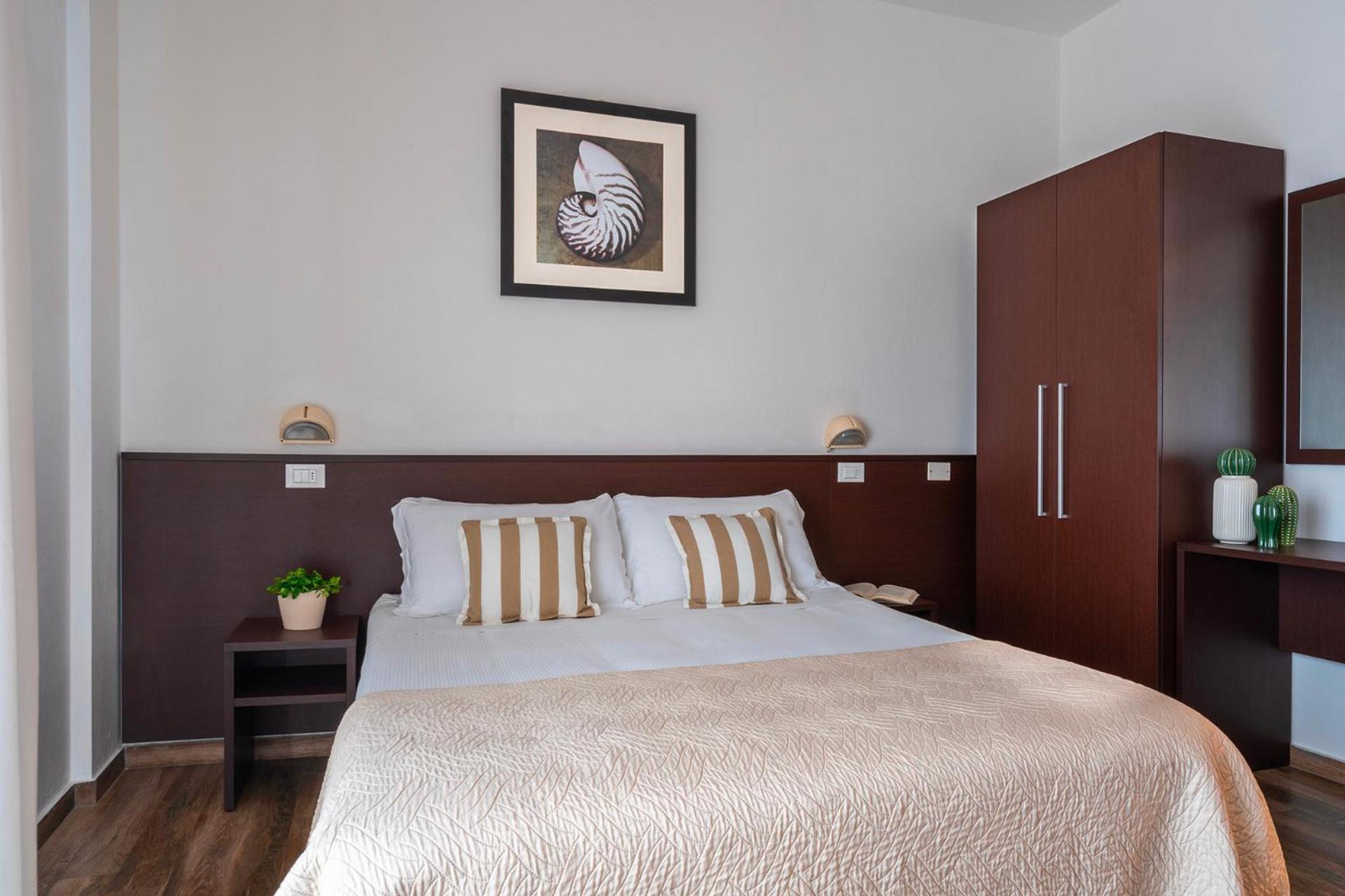 Double or Twin Room with Balcony,1635085902:JPEG