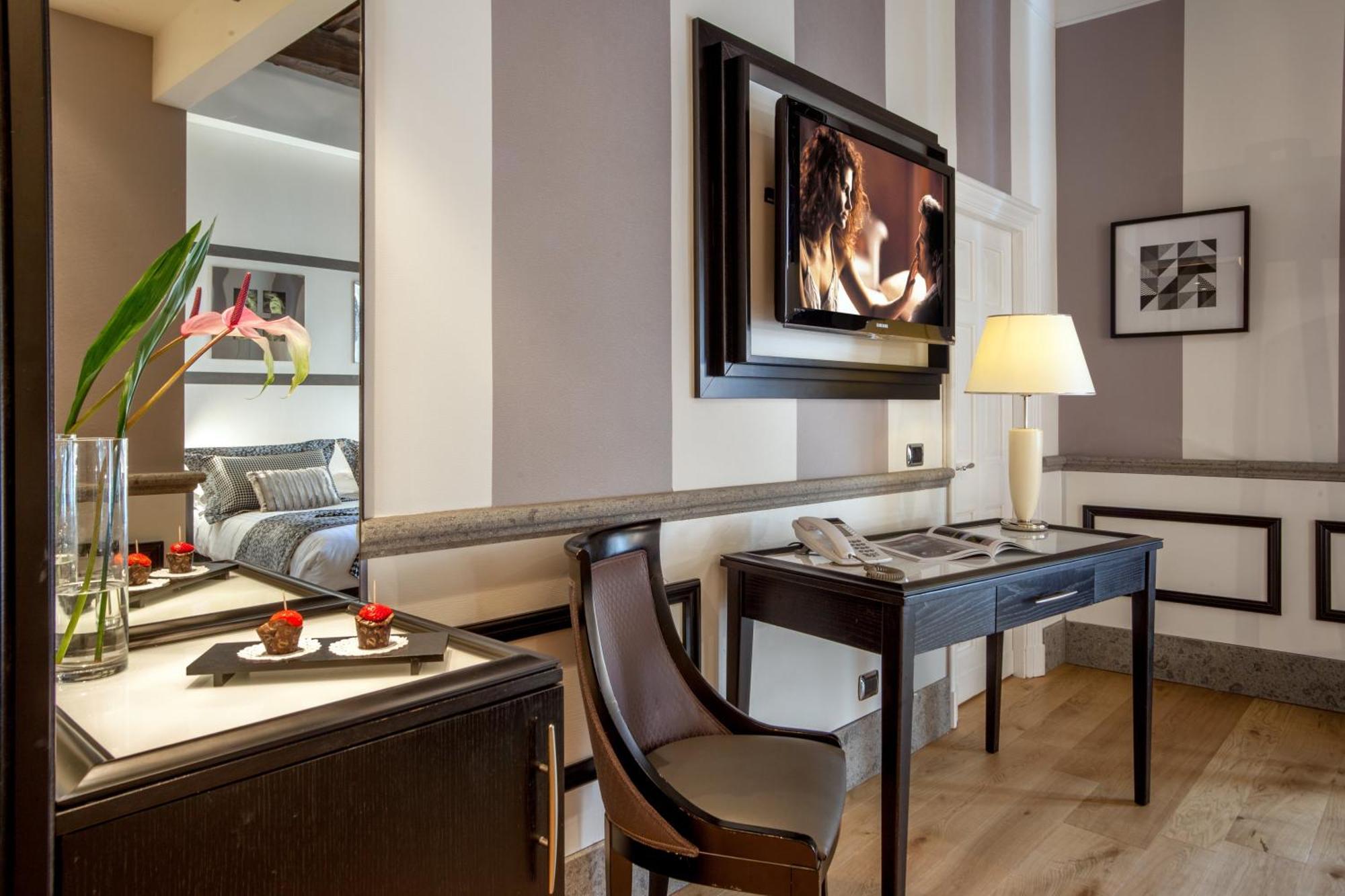 Premium Family Room,1636412765:JPEG