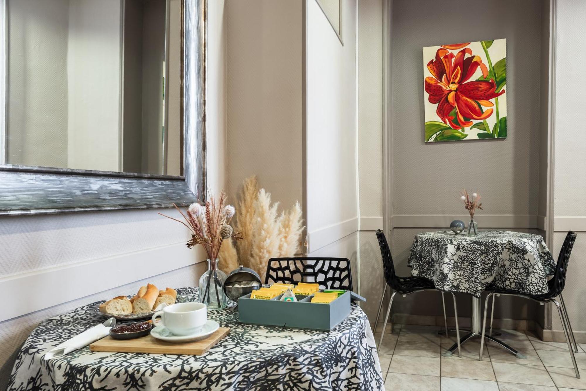 Double Room,1637007185:JPEG