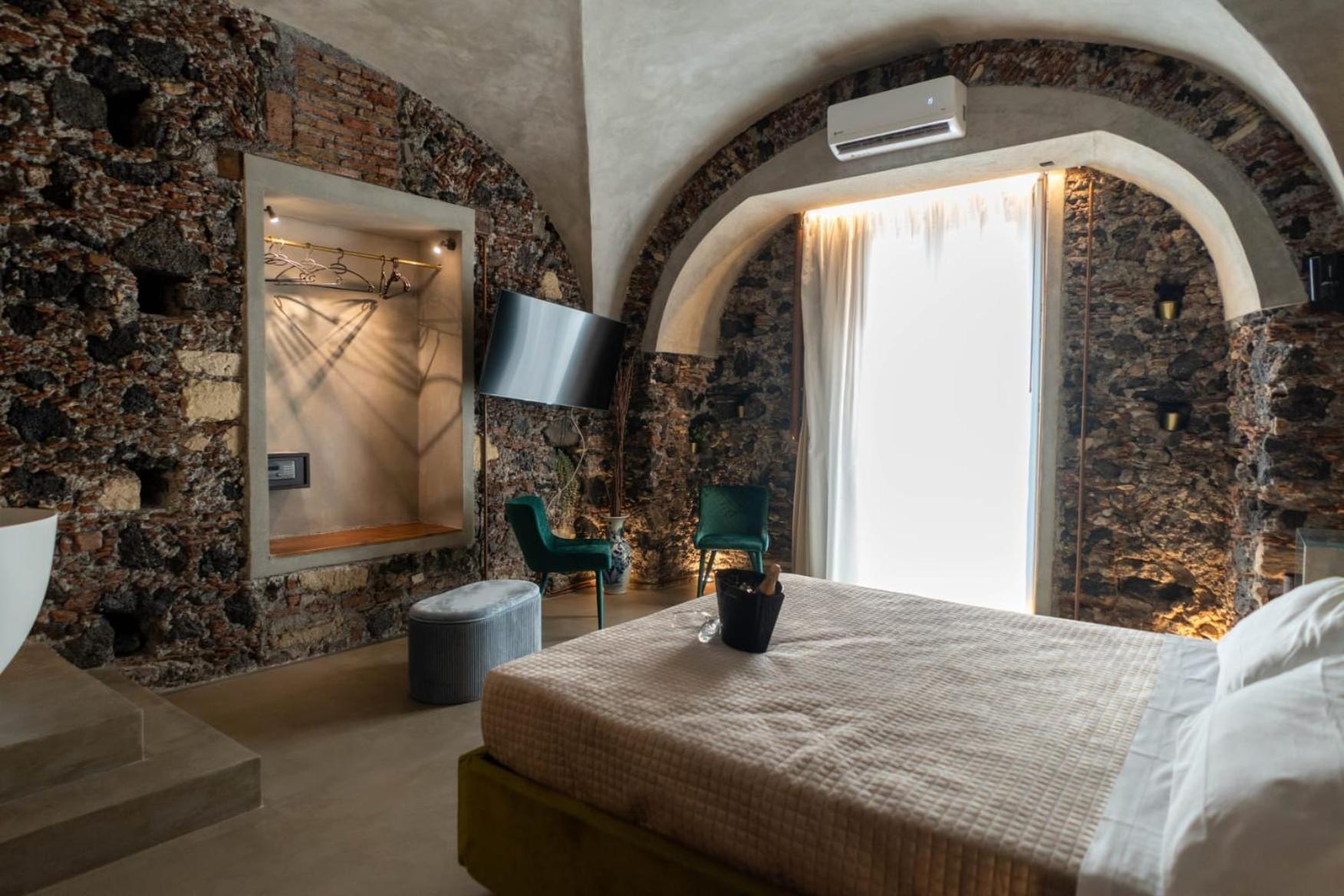 Deluxe King Room,1637570916:JPEG