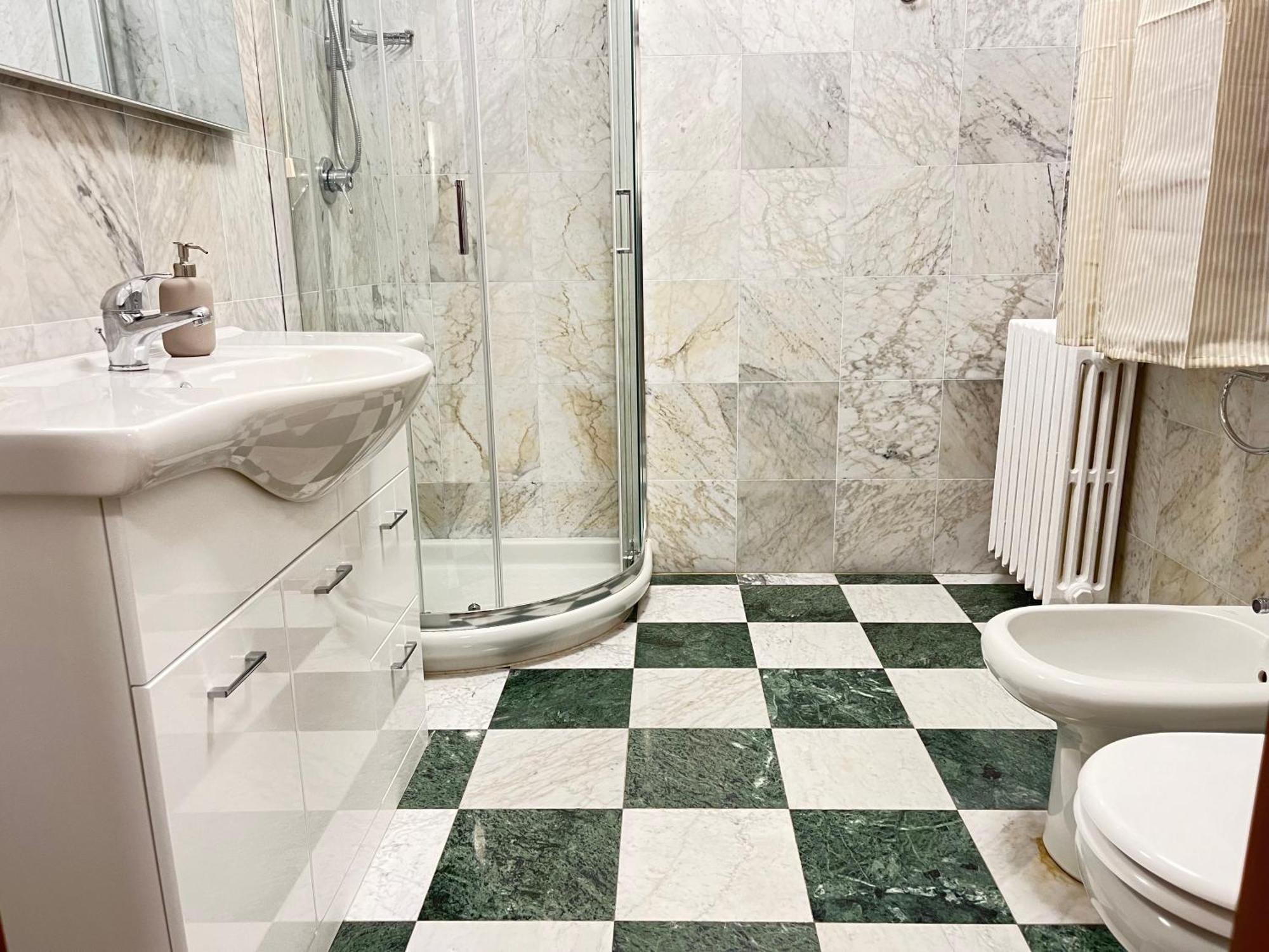 Double Room with Private External Bathroom,1639453463:JPEG