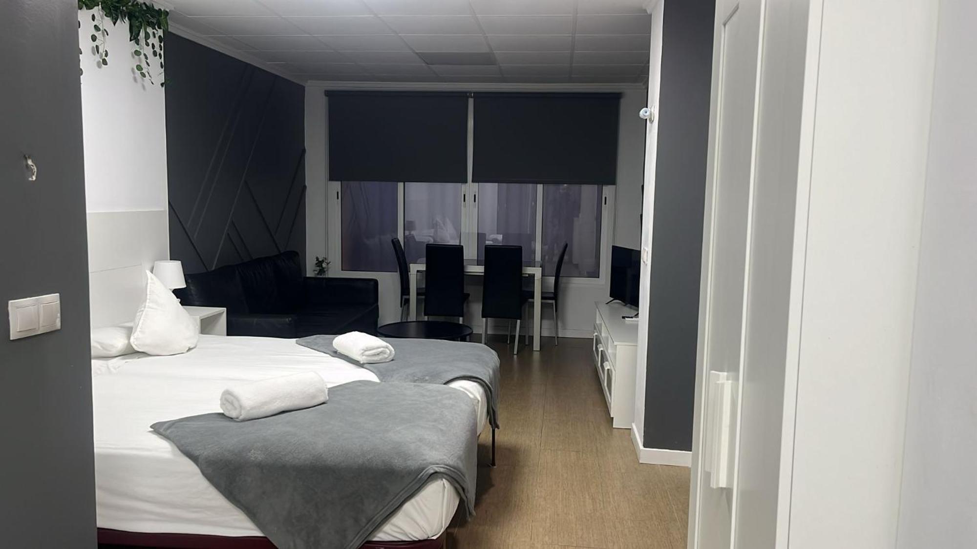 Standard Family Room,1658185734:JPEG