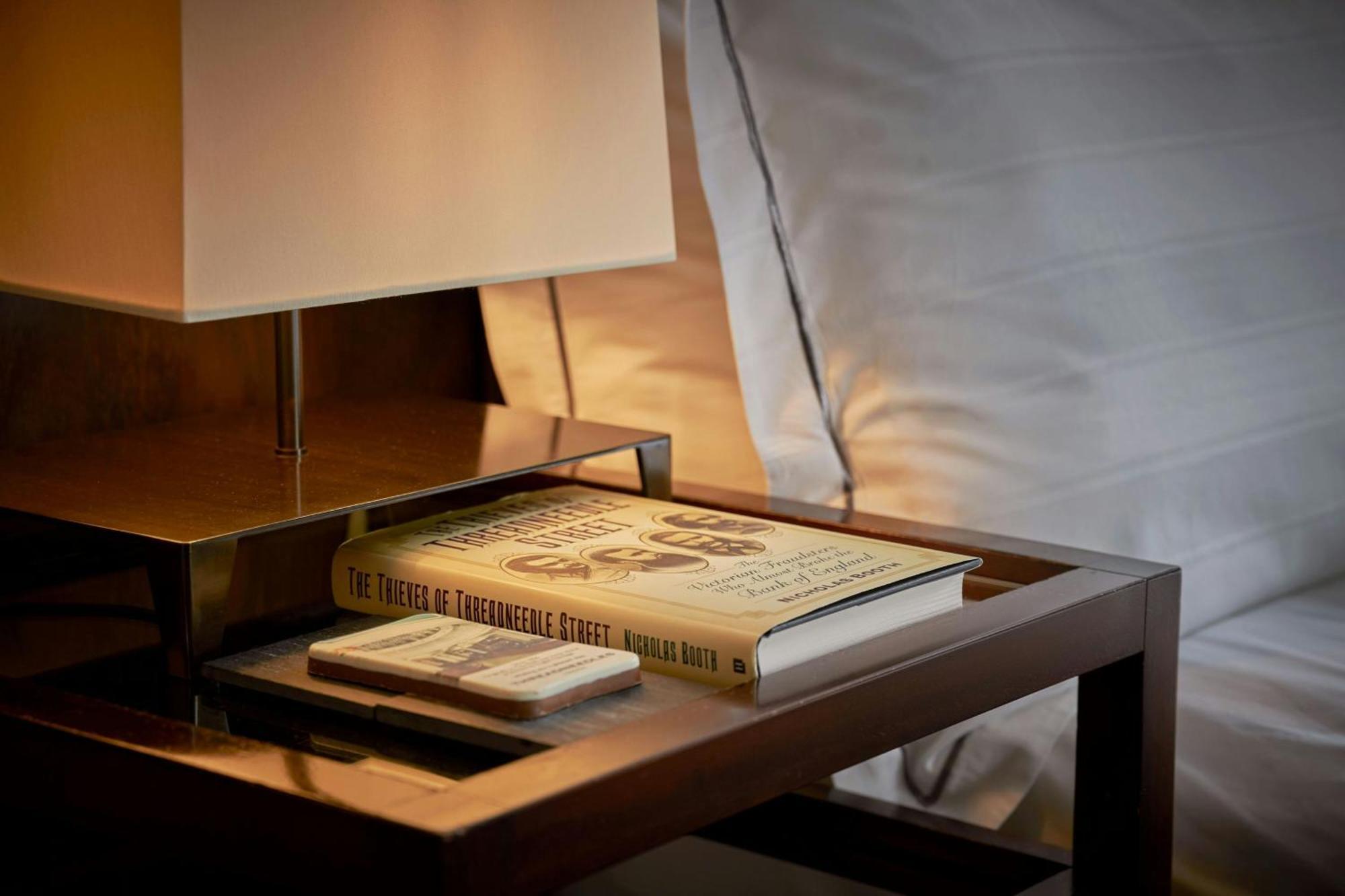 Signature, Guest room, 1 King,1643166009:JPEG