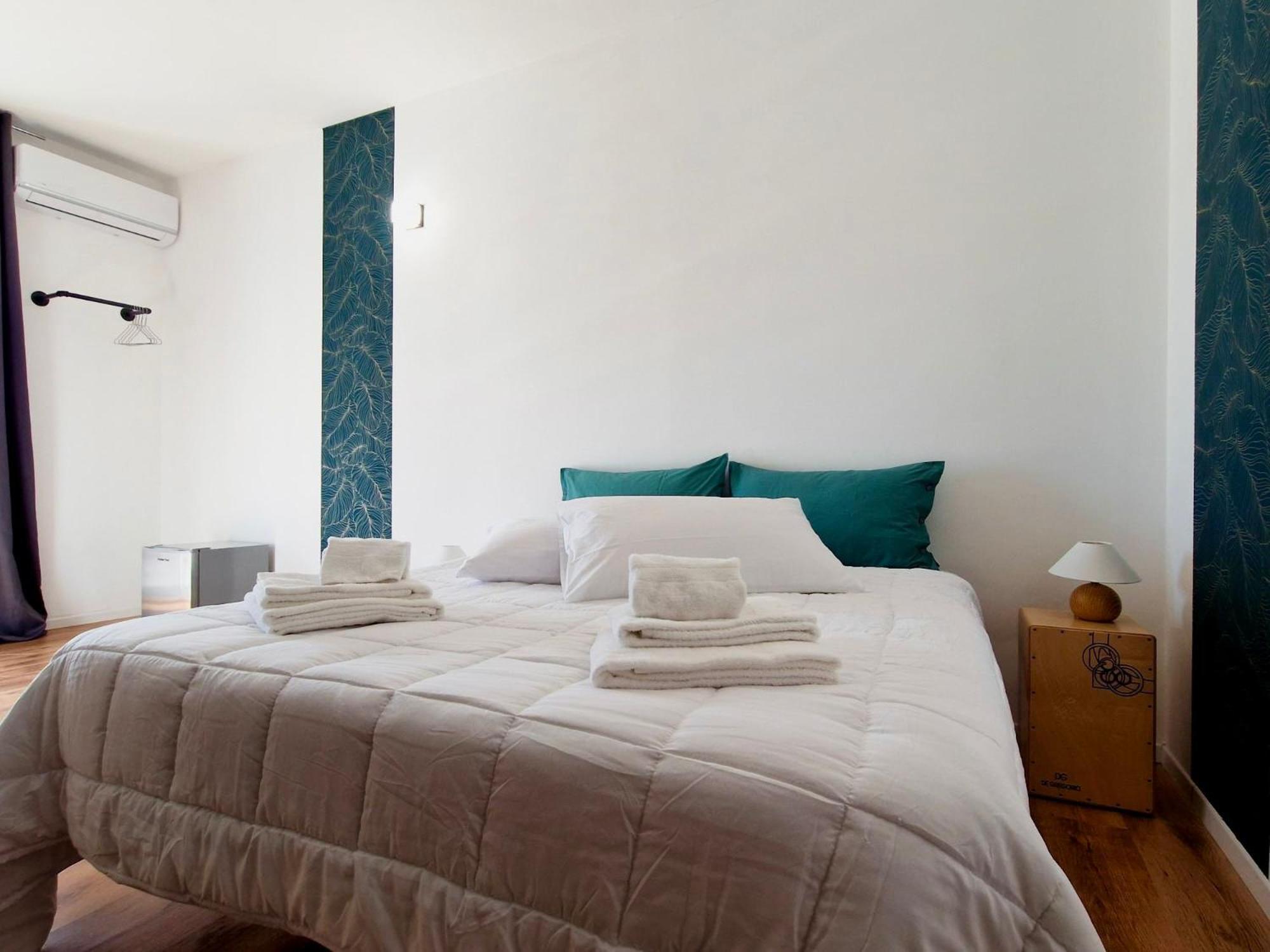 Double Room with Private Bathroom,1643610649:JPEG