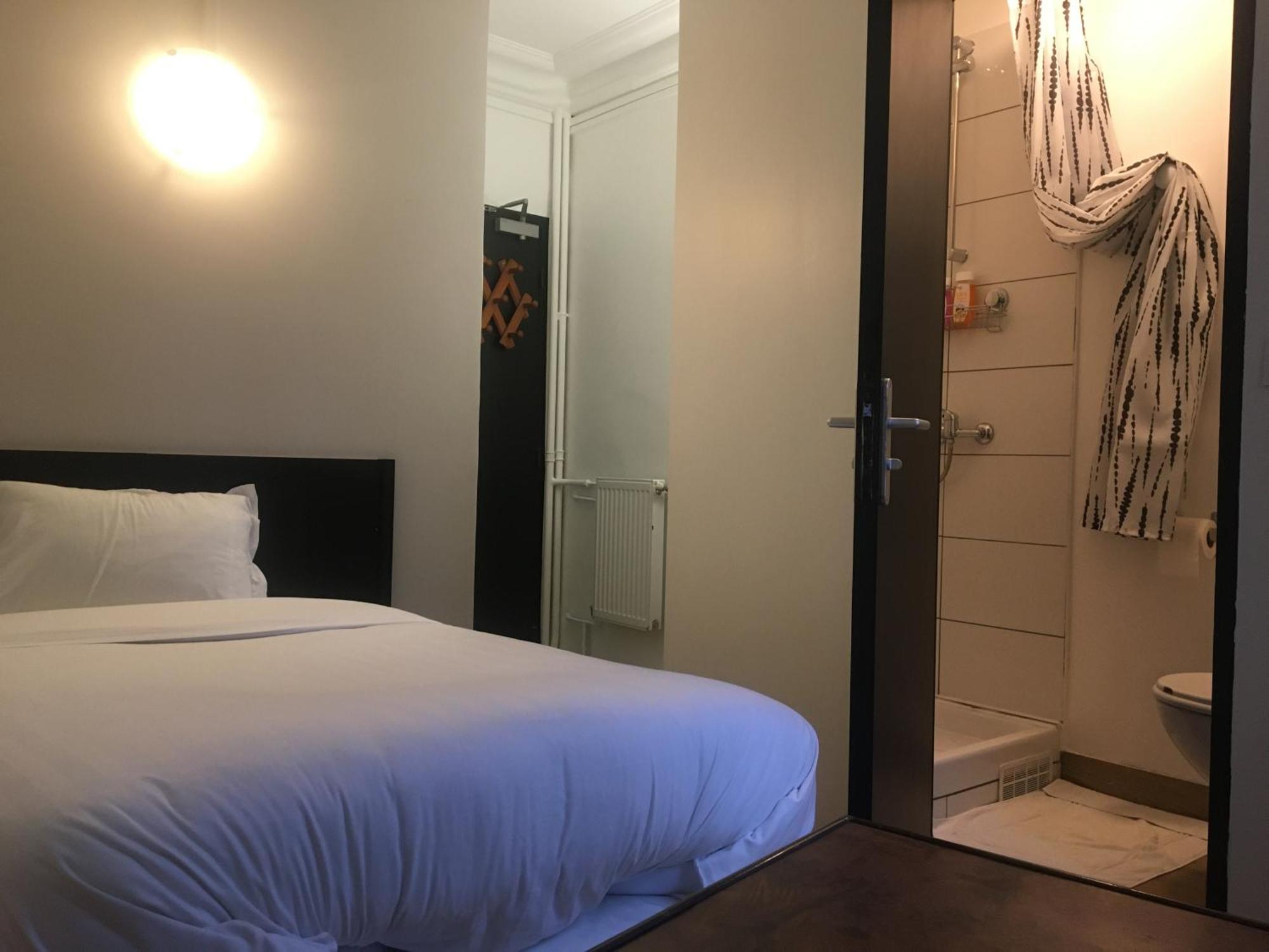 Double Room,1643908914:JPEG