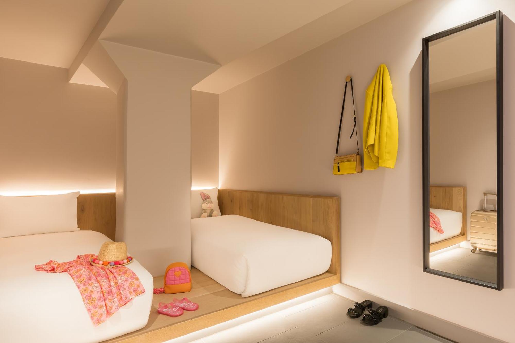 Cocoon 4