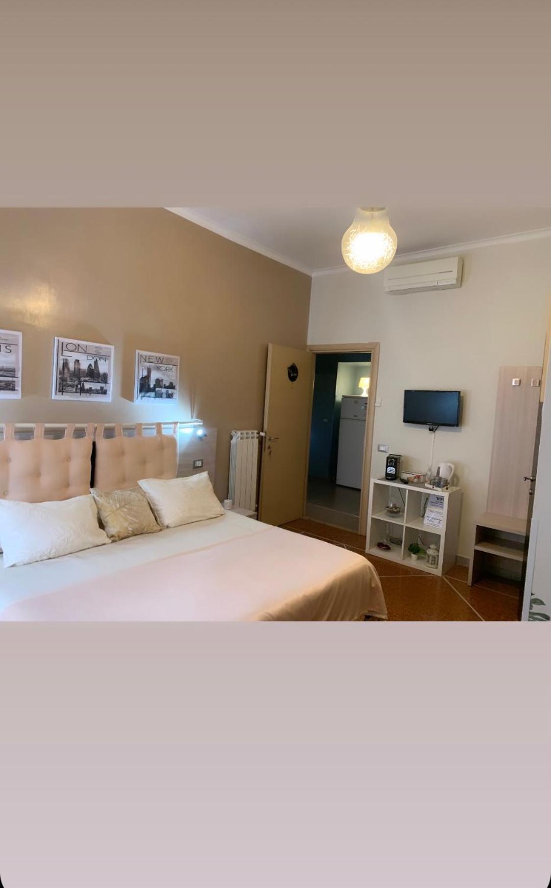 Double or Twin Room,1649977824:JPEG