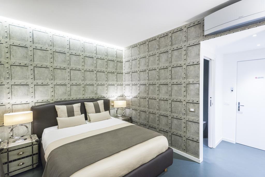 Double Room with Balcony,712812511:JPEG