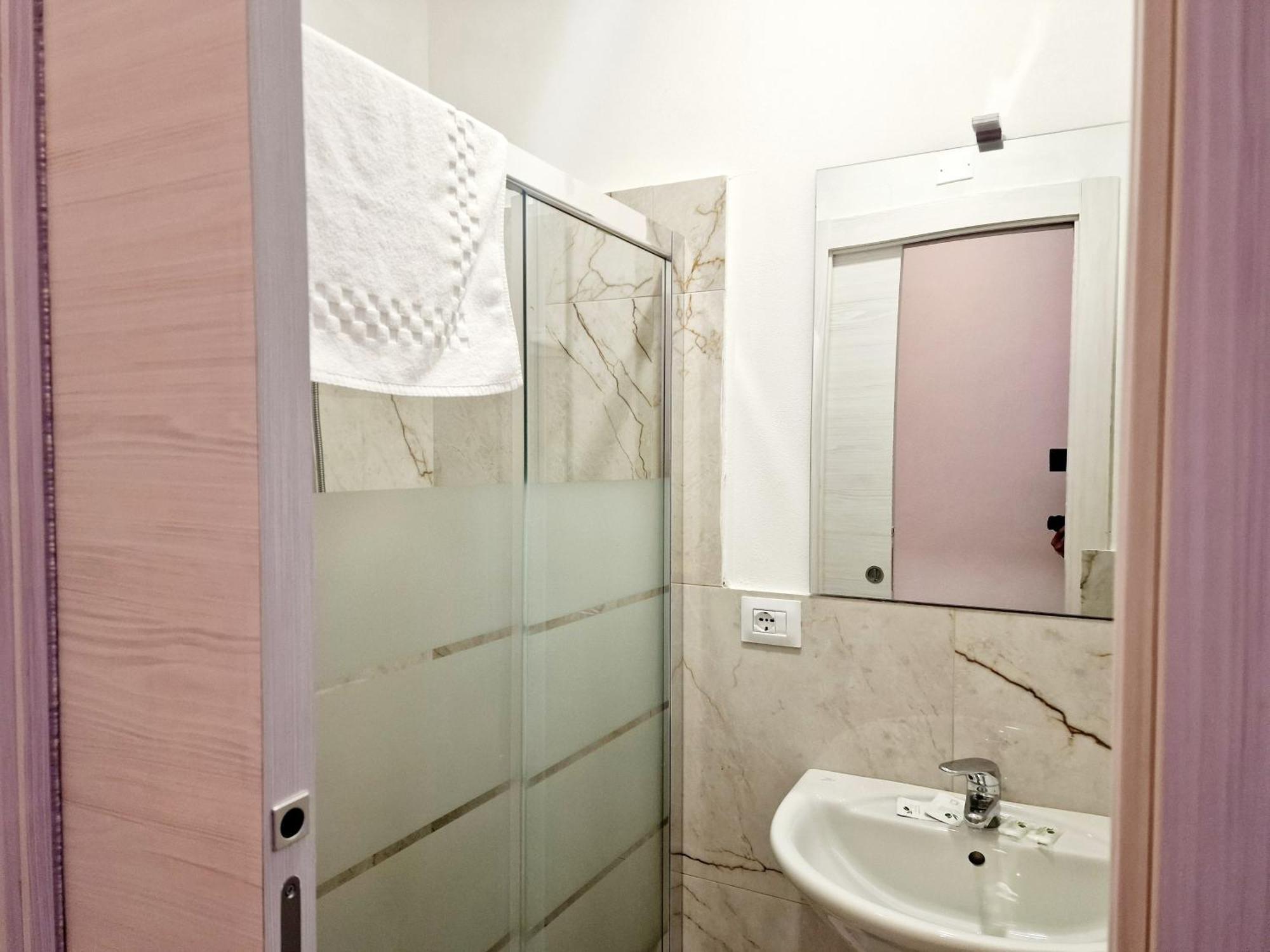 Family Room with Private Bathroom,1653545742:JPEG
