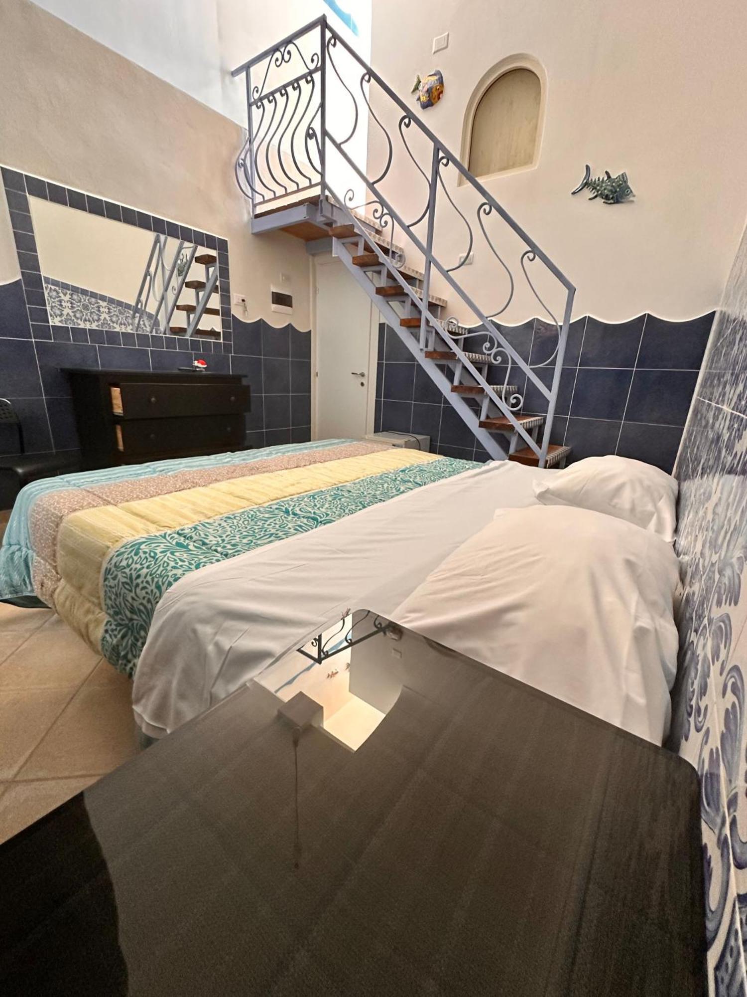 Double or Twin Room Sea View