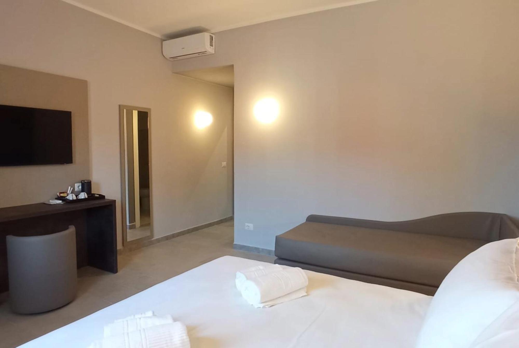 Superior Double Room,1671224006:JPEG