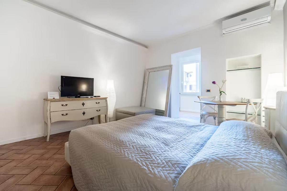 Double Room with Private Bathroom,1677845292:JPEG