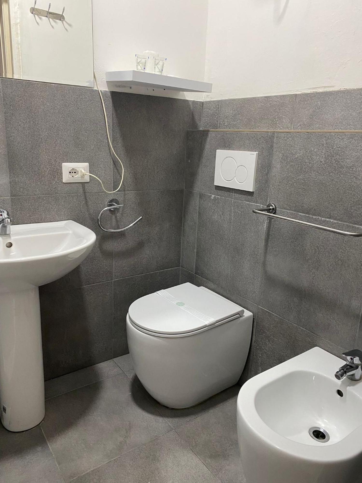 Camera Matrimoniale con Bagno Privato