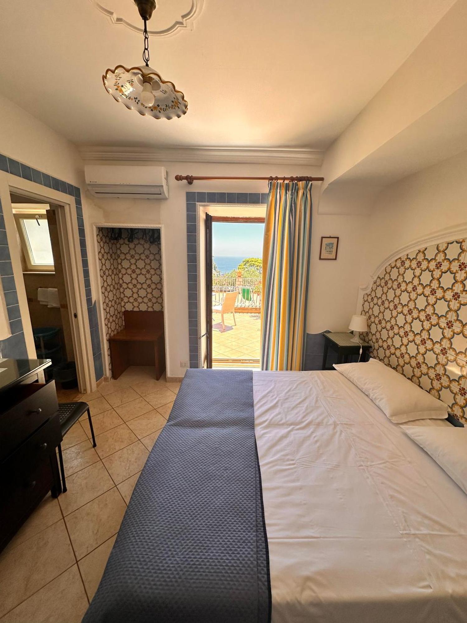 Double Room Sea View