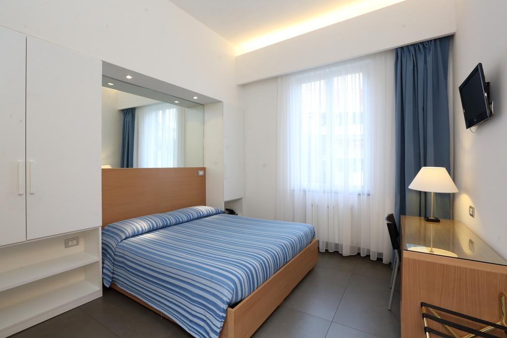 Standard Double Room,168464592:JPEG