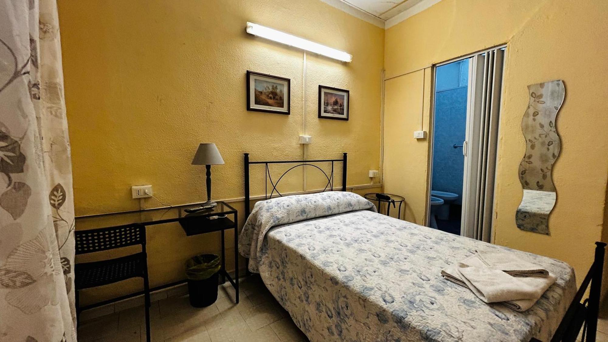 Single Room,1689853660:JPEG