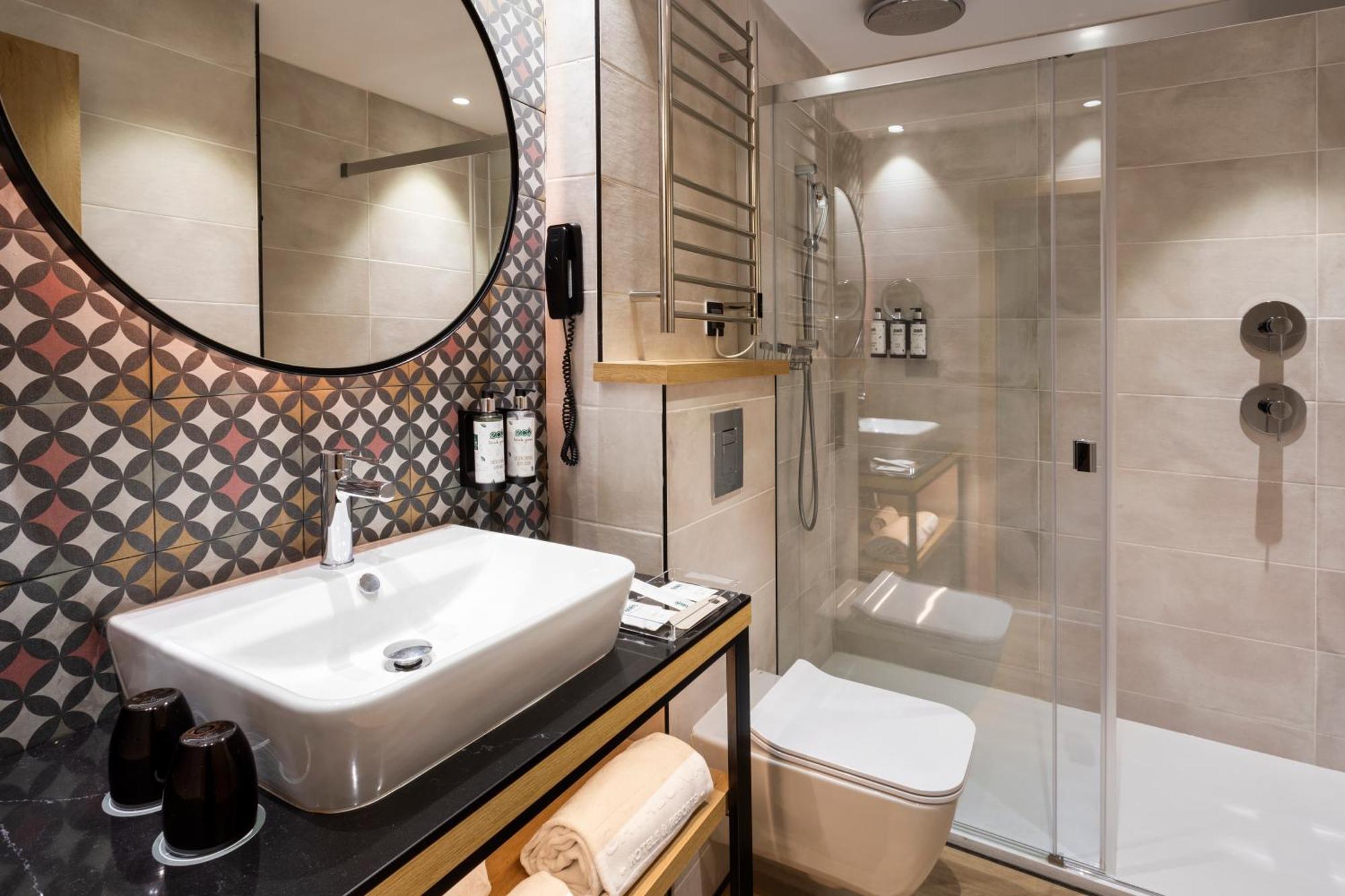 Premium Double or Twin Room,1693273199:JPEG