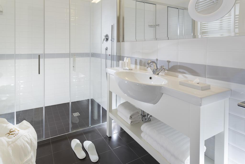 Junior Suite con Vista Piscina