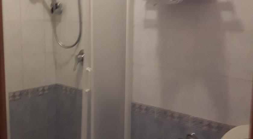 Camera Singola con Bagno