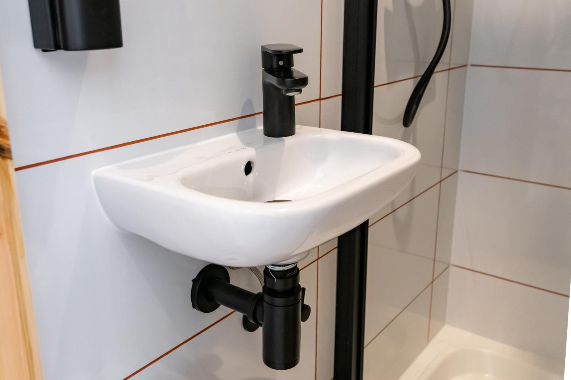 Camera Tripla con Finestra