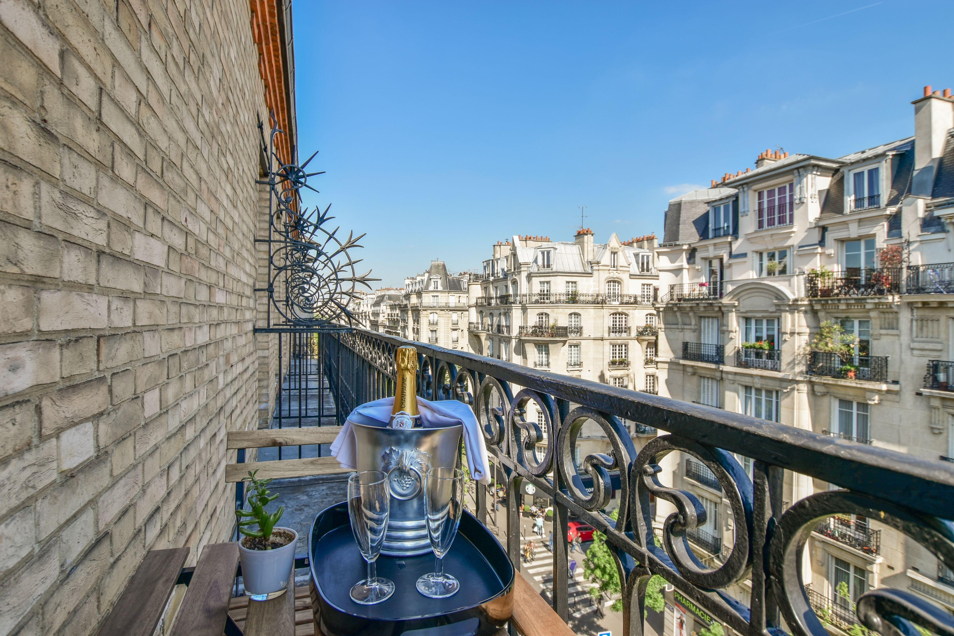 Camera Matrimoniale con Balcone