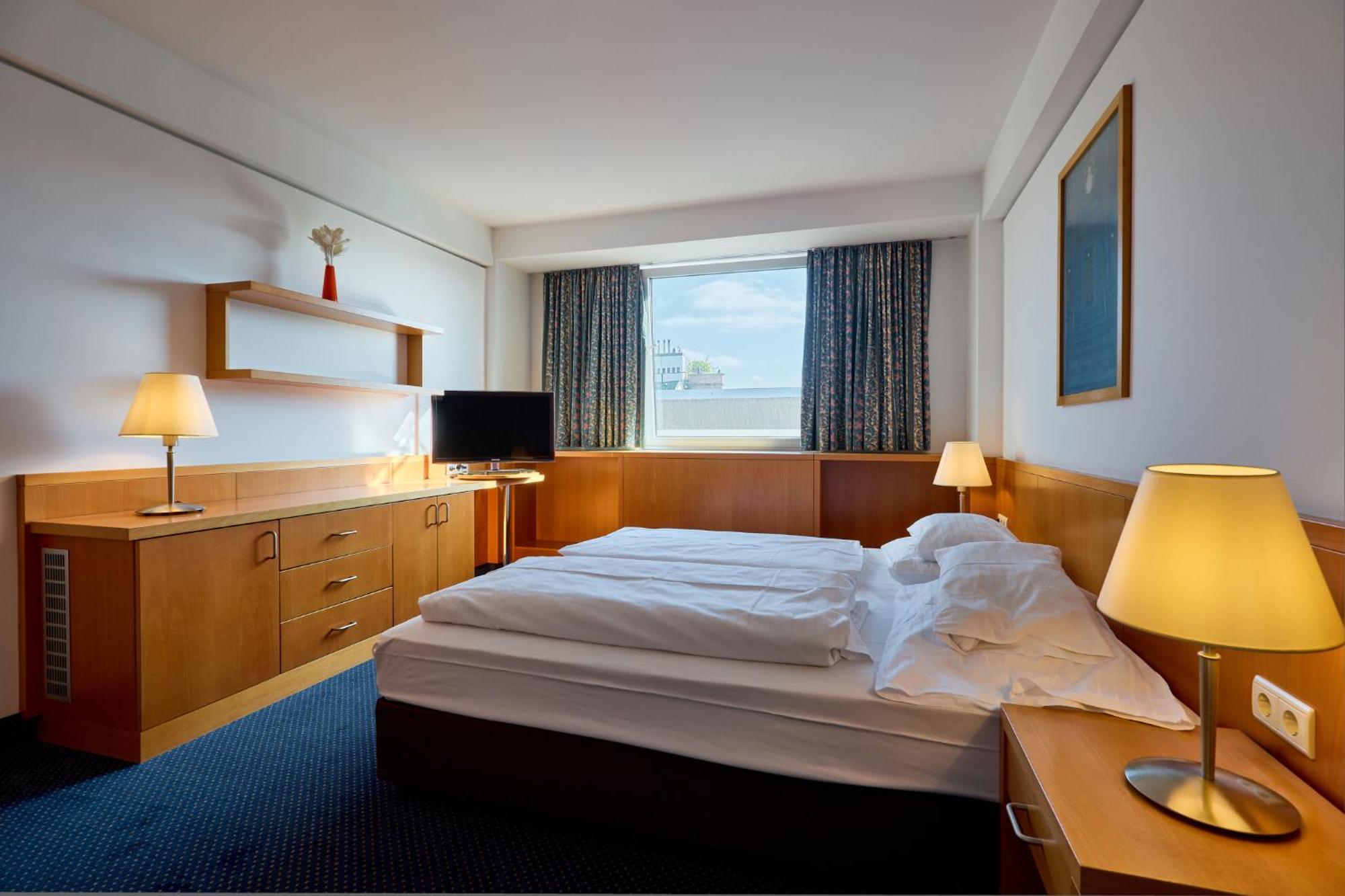 Junior Suite,1706774953:JPEG