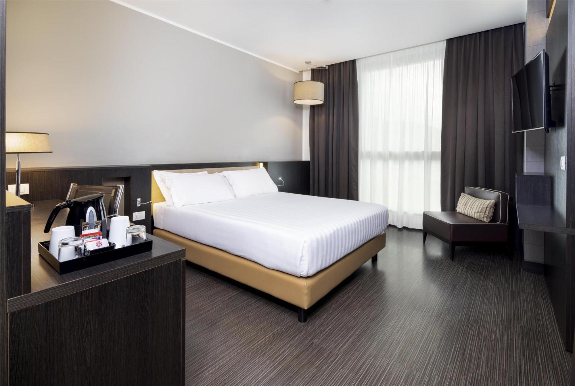 Standard Queen Room with Queen Bed - Non-Smoking,1706827231:JPEG