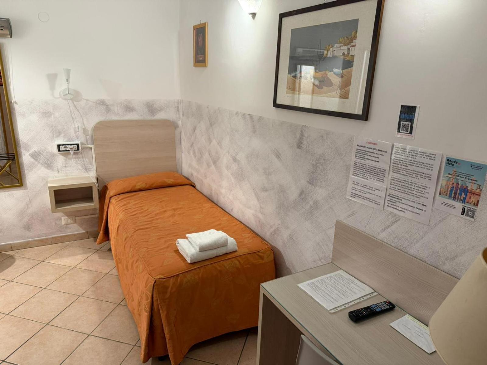 Single Room with Private Bathroom,1710627001:JPEG