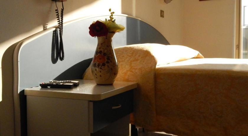 Double Room,1710857176:JPEG