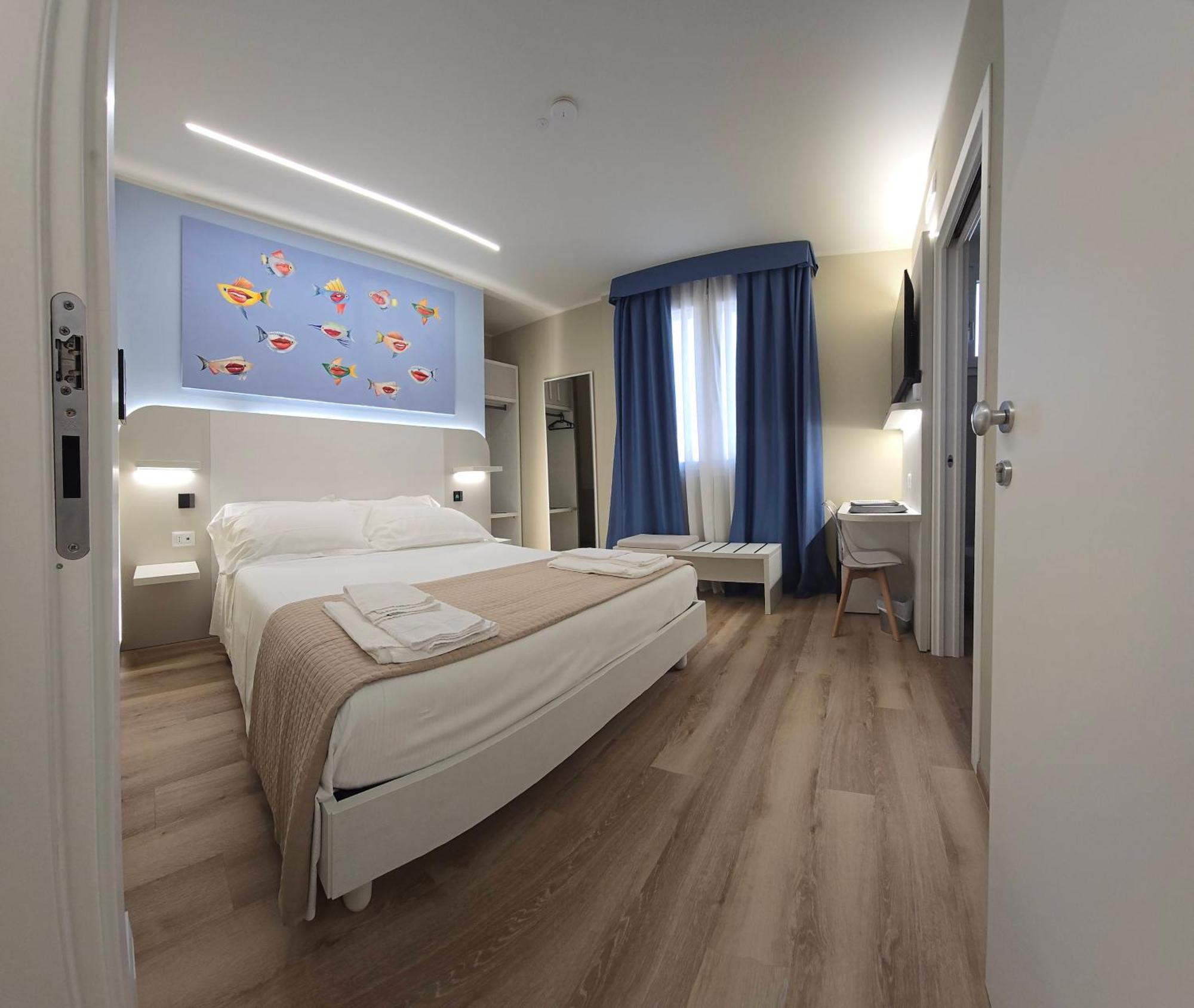 Double Room Private Bathroom
