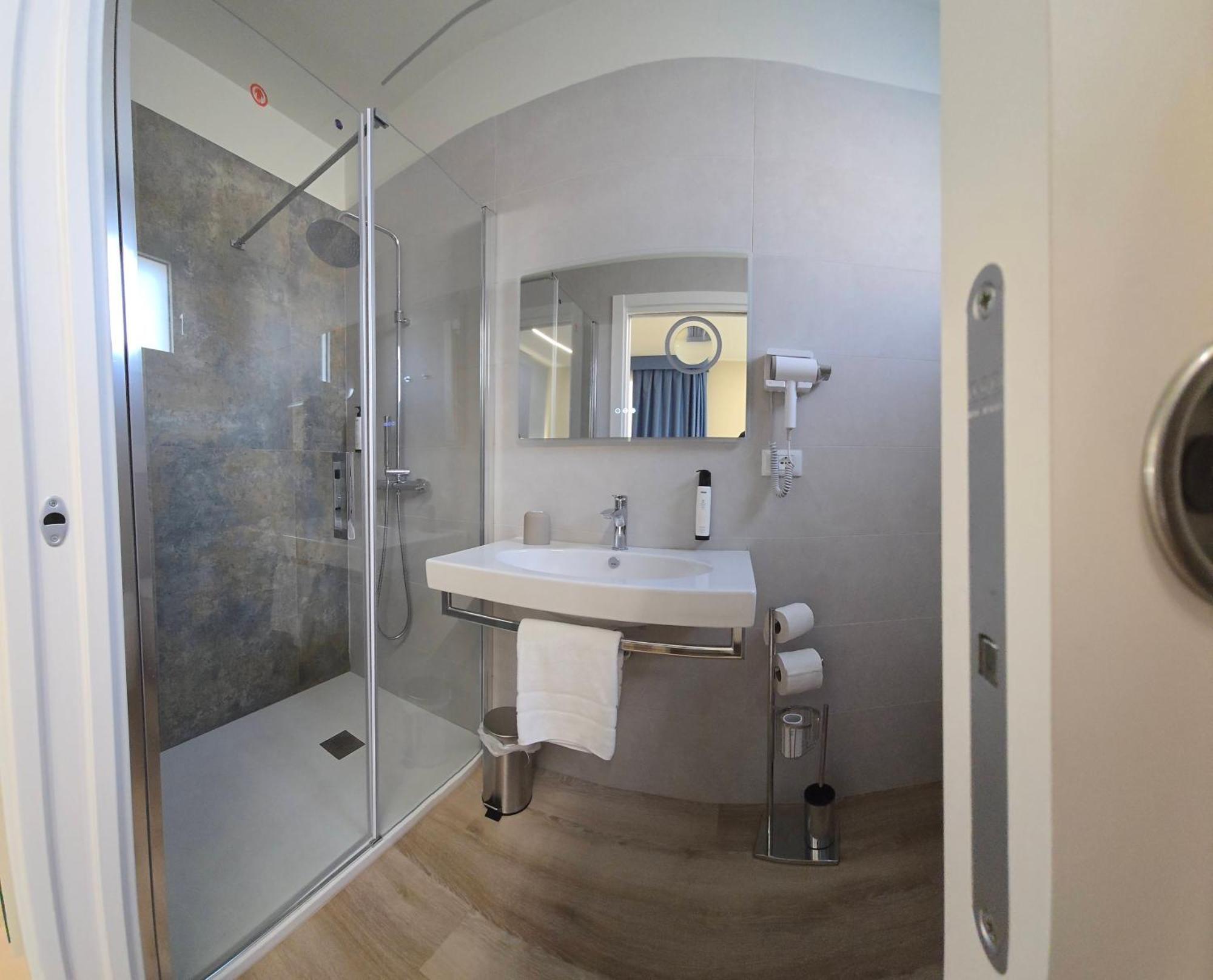 King Room Disability Access