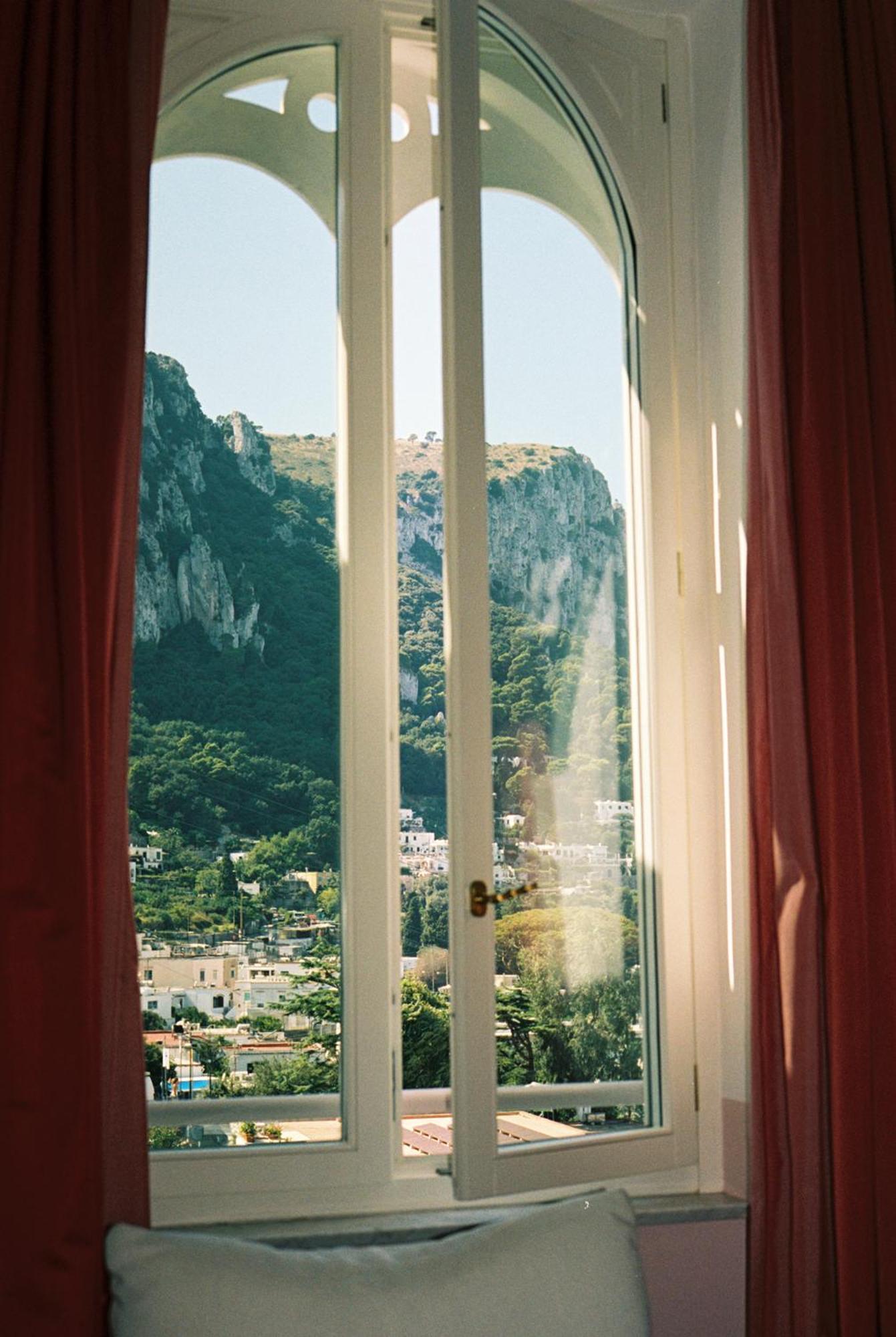 The Splendida Seaview Suite