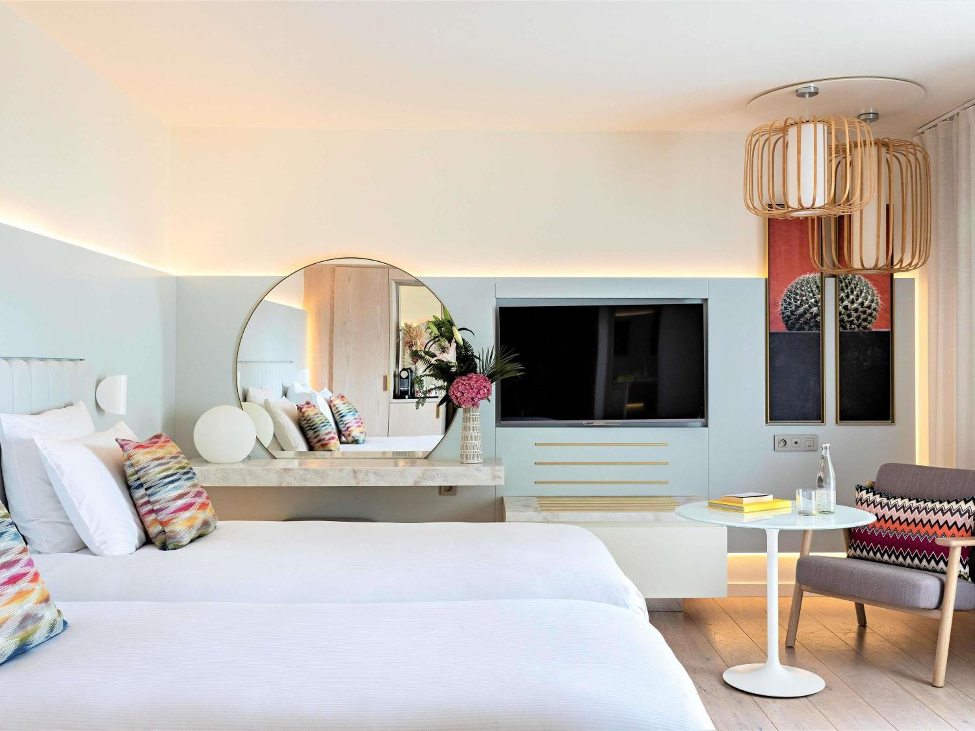 Camera Superior con Letto Queen-Size o con 2 Letti Singoli