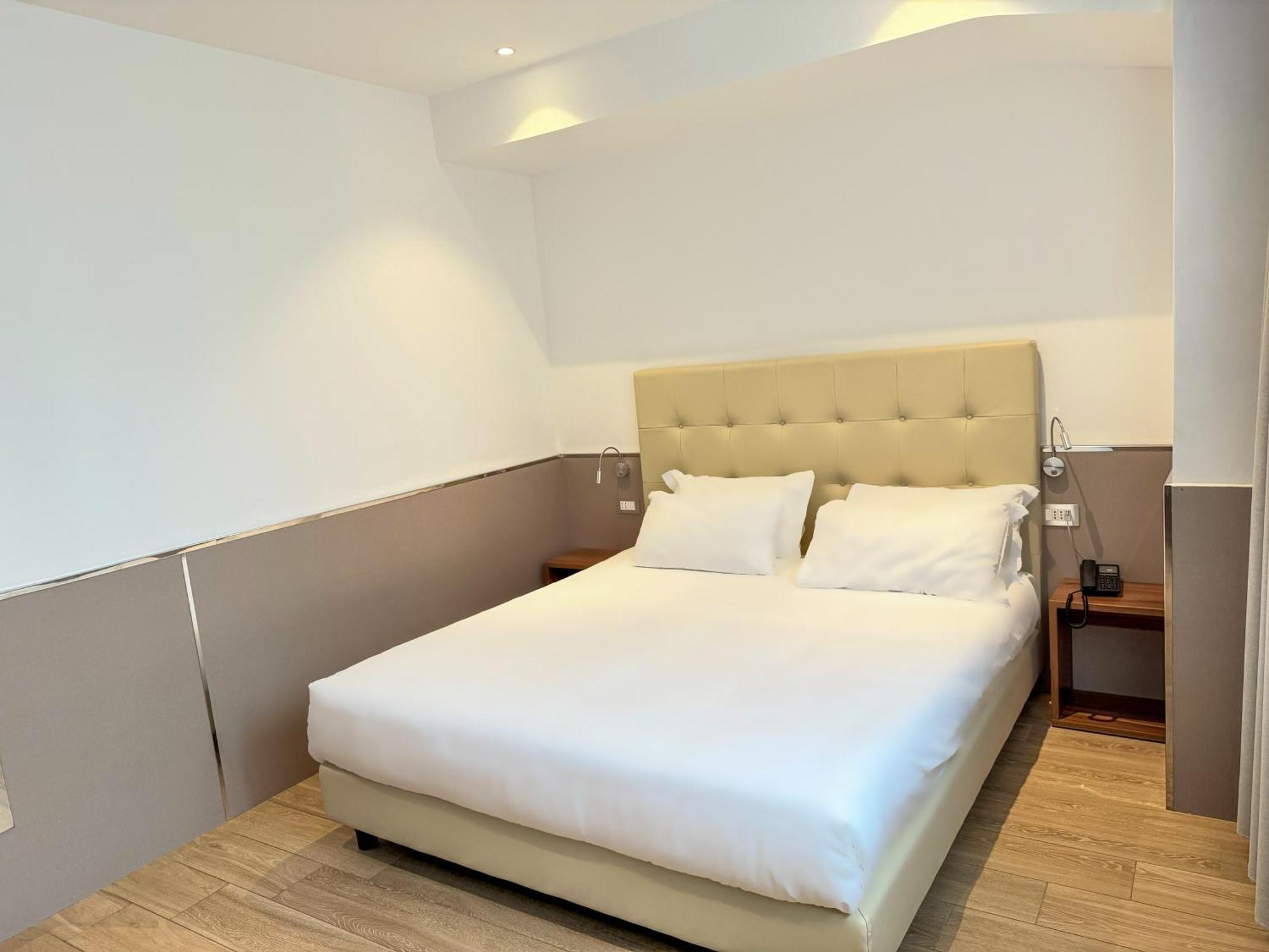 Double Room,1720182163:JPEG