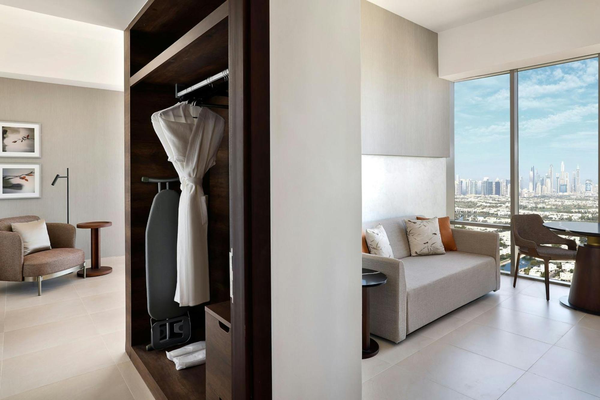 Junior Suite Club con 1 Letto King Size e Vista sullo Skyline - Club Level