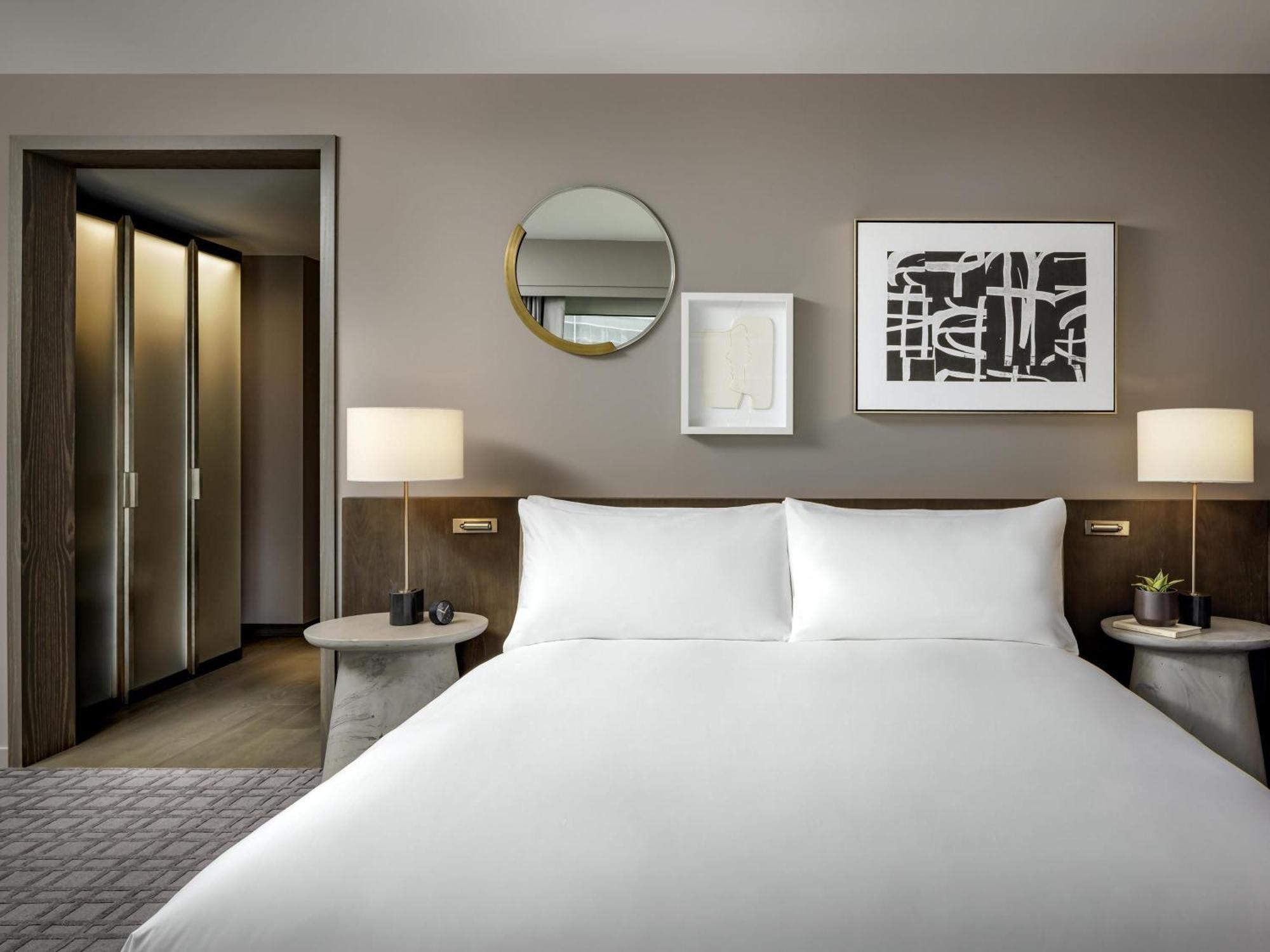 Suite Fairmont Gold Signature Angolare con 1 Camera da Letto e Accesso Lounge - Accesso Disabili