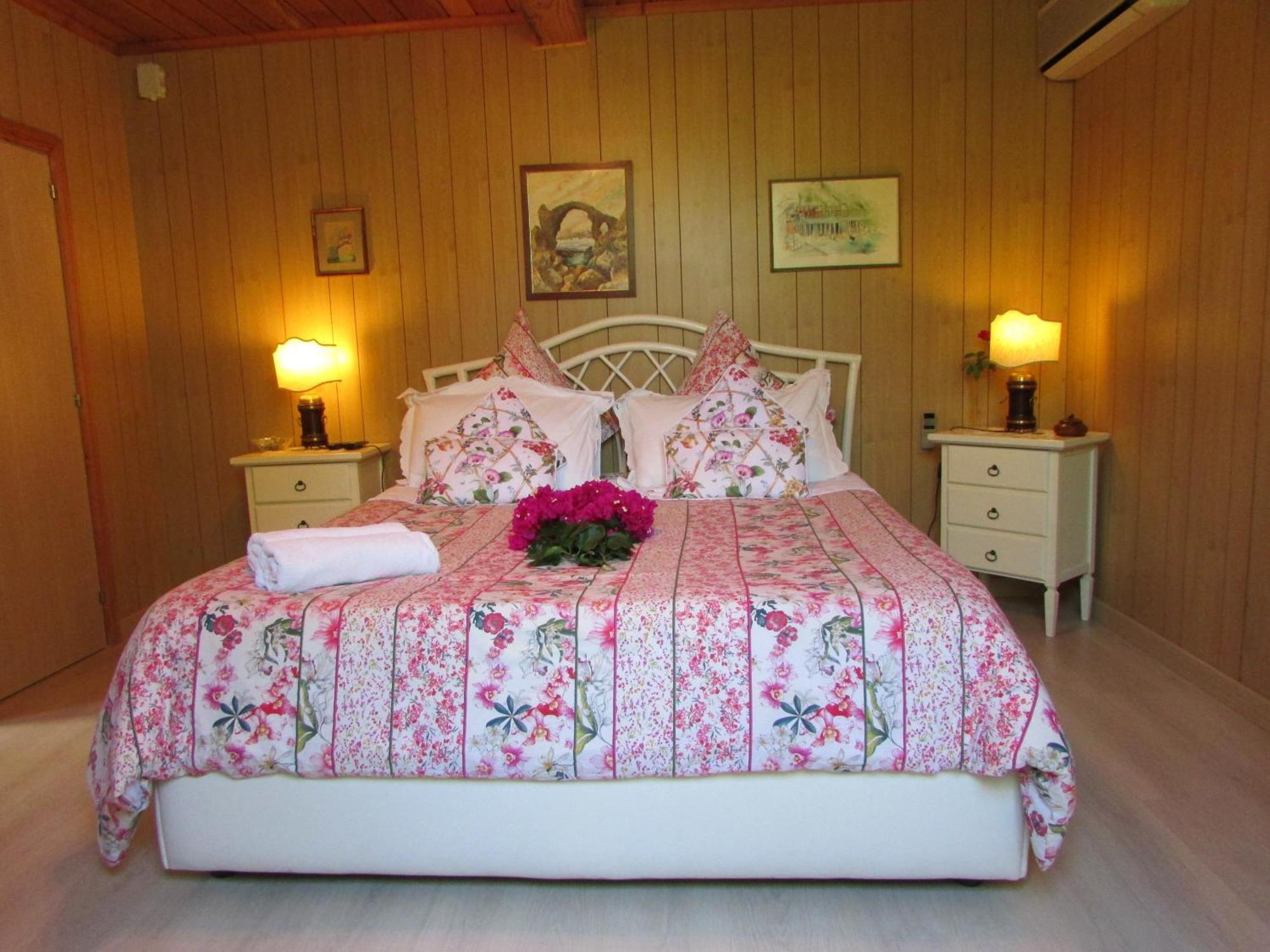 King Room Garden View